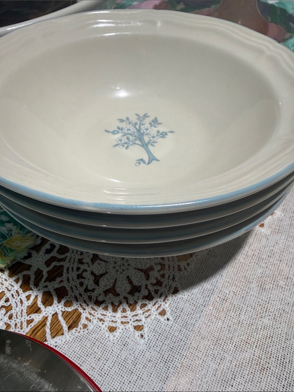 Brick oven stoneware set of 4 bowls cottagecore - Picture 3 of 4